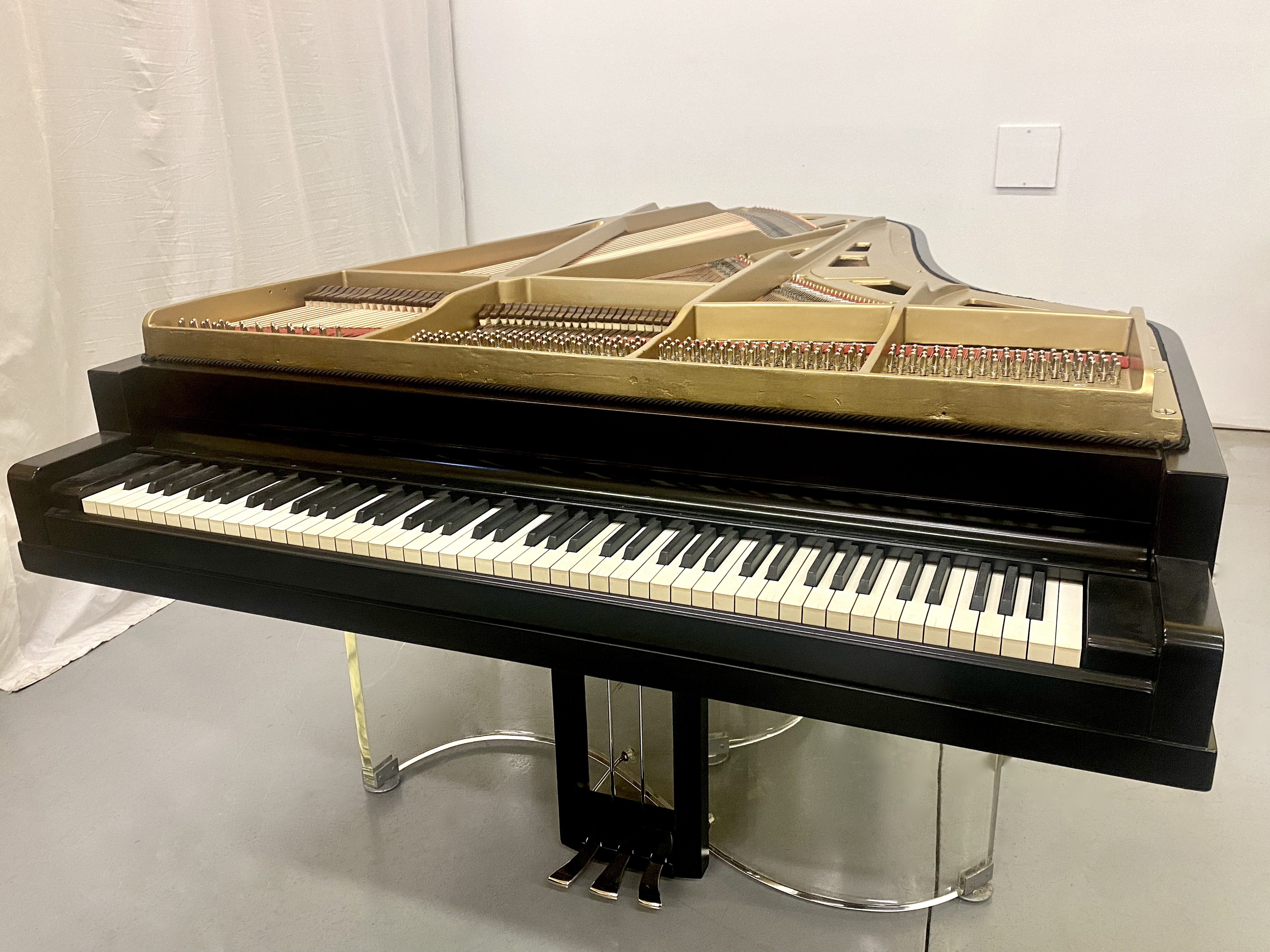Rare 1940 Wurlitzer Model 770 Art Deco Piano with transparent Plexiglass design